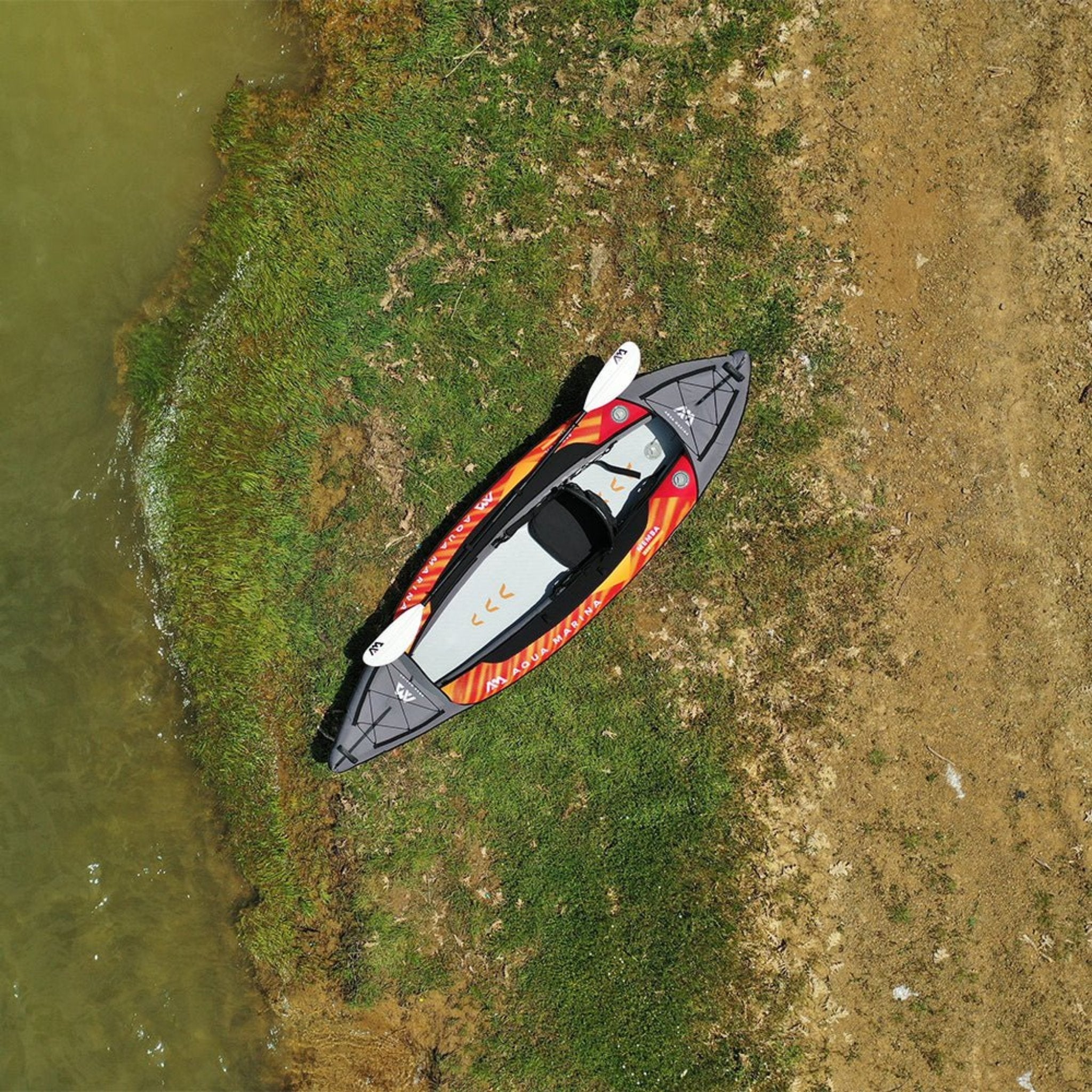 Aqua Marina Memba 330 Kayak de travesía ultrarrígido para 1 persona de 10 pies con suelo de doble pared [ME-330] (SAK56789)