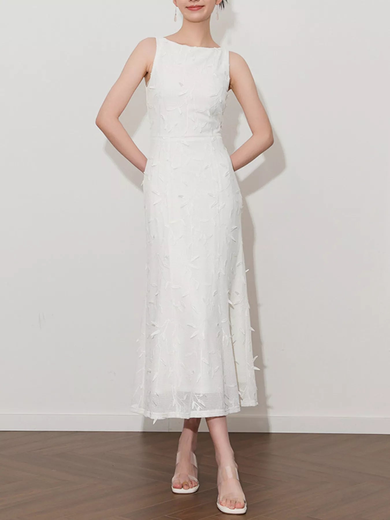 Sleeveless Floral Applique Midi Dress