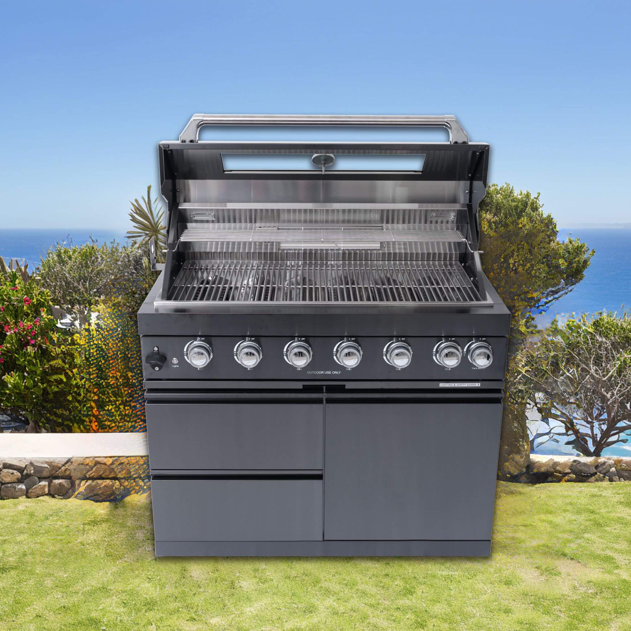 Isla de cocina con parrilla de propano líquido de 6 quemadores de acero inoxidable negro prémium Castelle Flame Inferno con kit de asador (SAK82641)