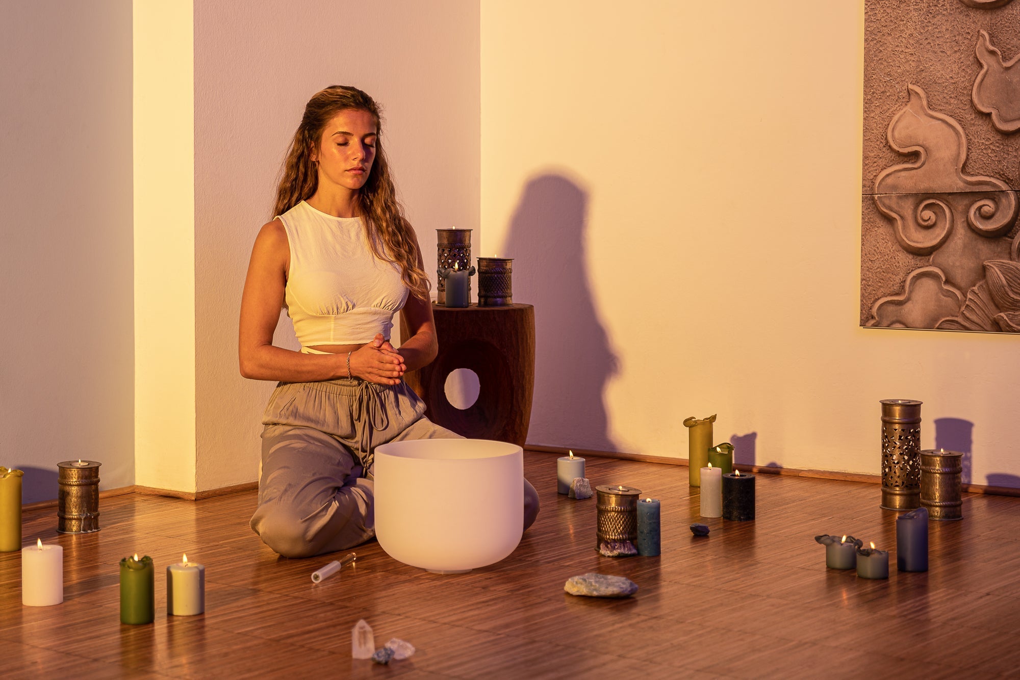 Juego de cuencos cantores de cristal de 432 Hz para los chakras - 7 cuencos de cuarzo blanco puro (8"-14")