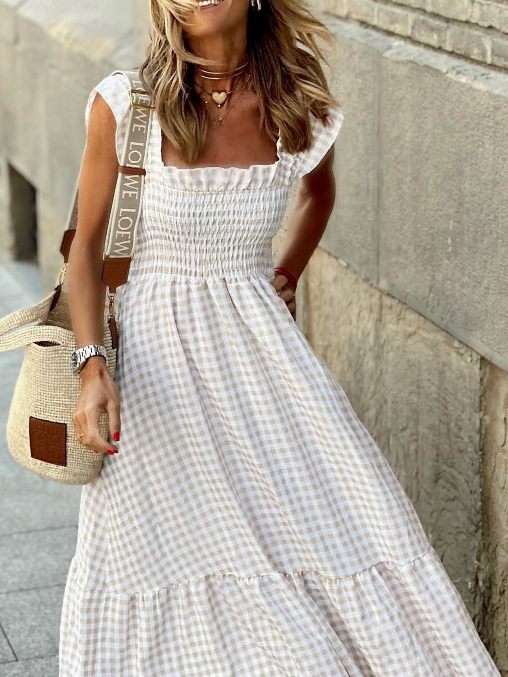 Kariertes Maxikleid mit Rüschenärmeln