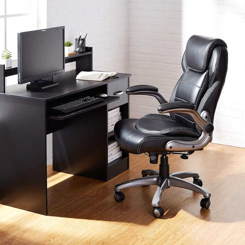 Silla de oficina ergonómica de respaldo alto negra con soporte lumbar