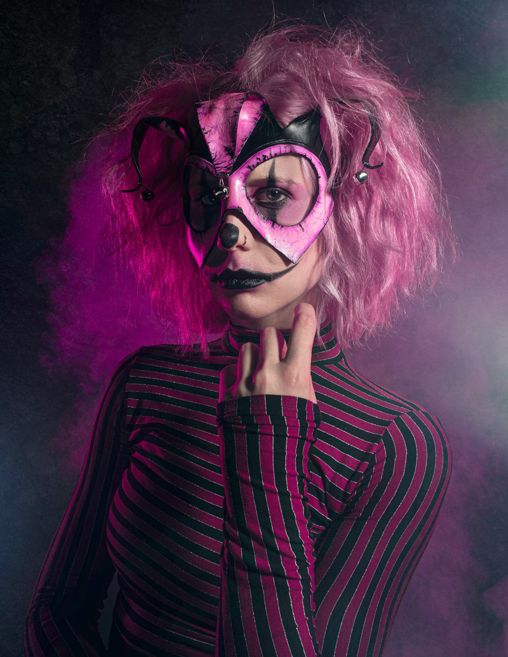 Handmade Genuine Leather 3 Point Jester Mask in Pink