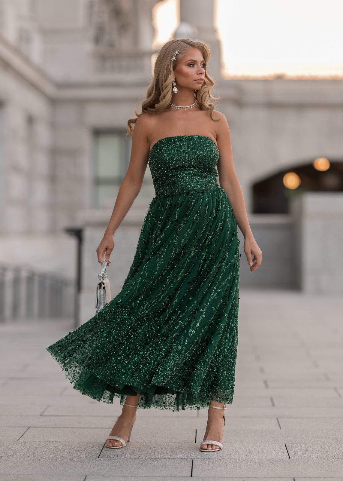 Vestido midi con corsé de lentejuelas sin tirantes Elphie - Verde