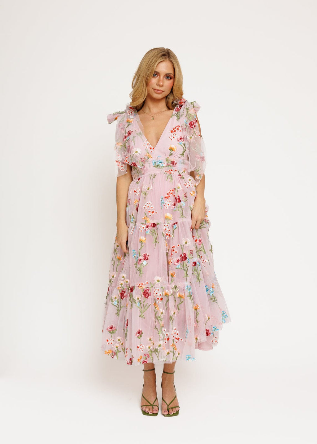 Vestido midi con bordado floral Margaret rosa