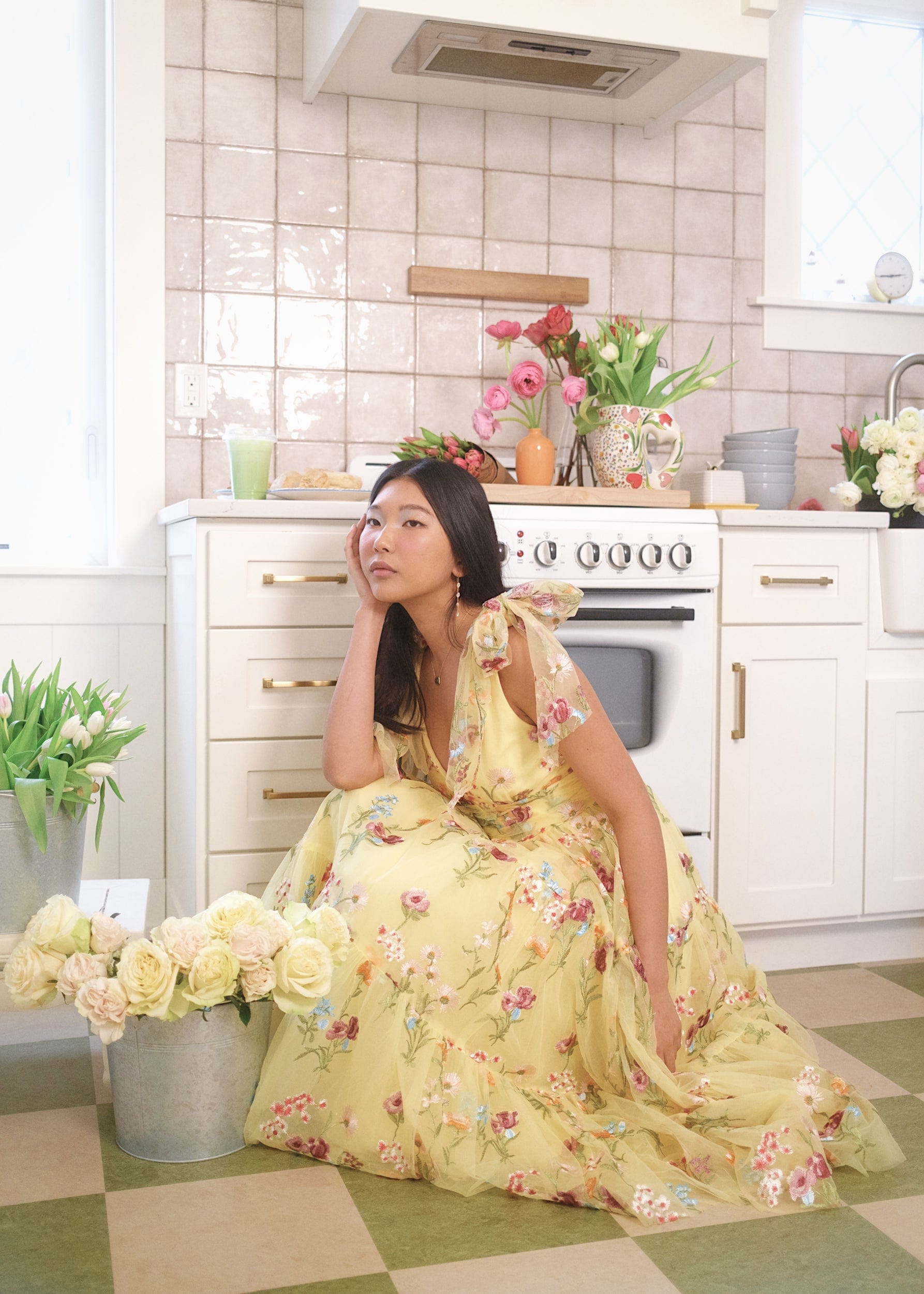 Vestido Midi Amarillo Bordado Floral Margaret
