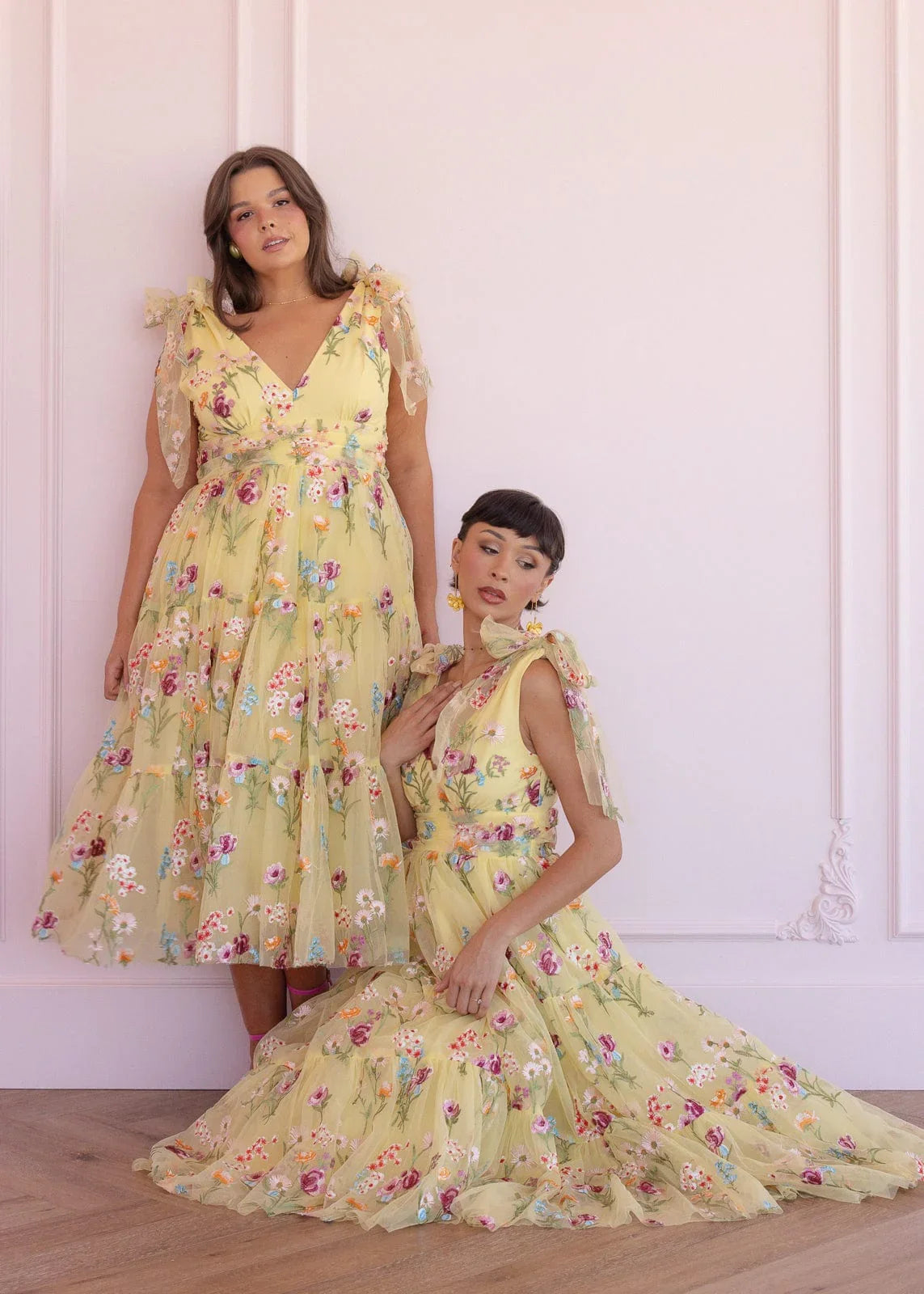 Vestido Midi Amarillo Bordado Floral Margaret